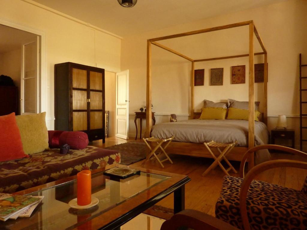 Le Dormeur Du Val Bed & Breakfast Le Mas-dʼAgenais Cameră foto