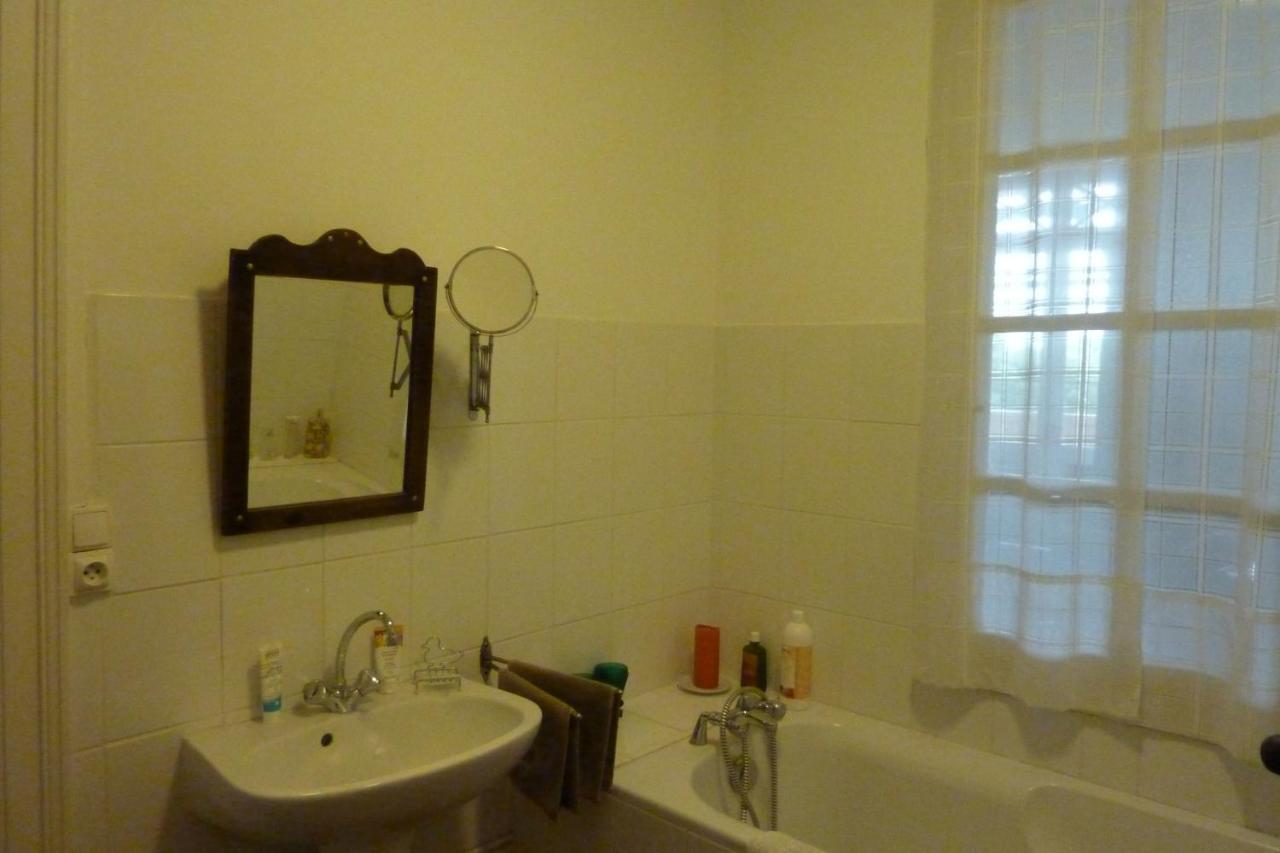 Le Dormeur Du Val Bed & Breakfast Le Mas-dʼAgenais Cameră foto